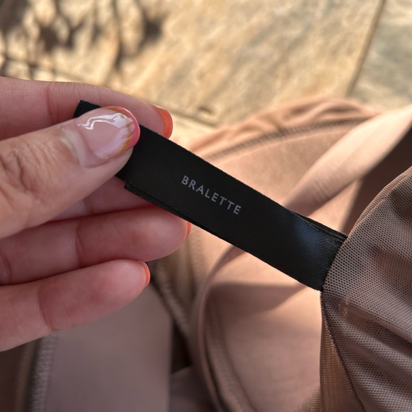 Torrid Seamless Bralette - Picture 5 of 6